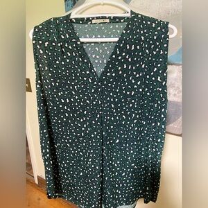 Beacon brand sleeveless top